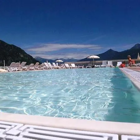Apartment Sleeps 4 Menaggio