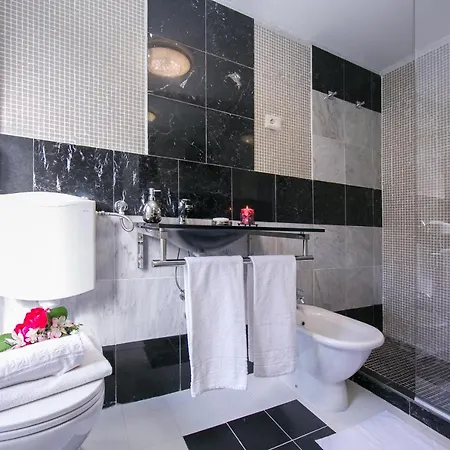 Sleeps 4 Menaggio